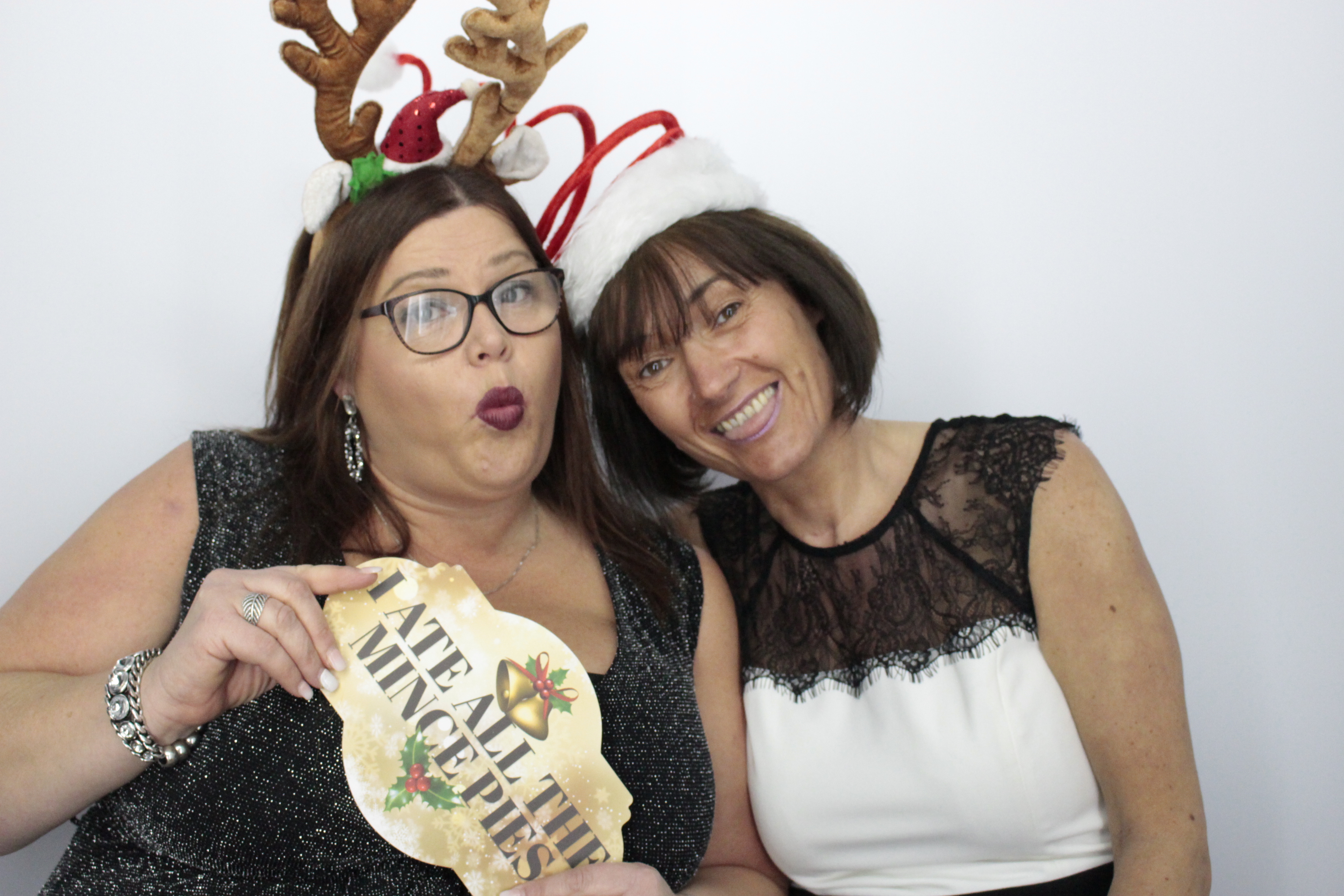 Fittleworth Medical Christmas Party | View more photos from the event at gallery.myphotoboothexperience.co.uk/u/MyPhotoBoothExperienceLtd/Fittleworth-Medical-Christmas-Party